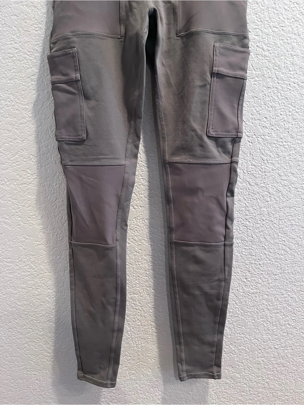 Alo Yoga Size Extra Small High Waisted Cargo Leggings - Olive Branch